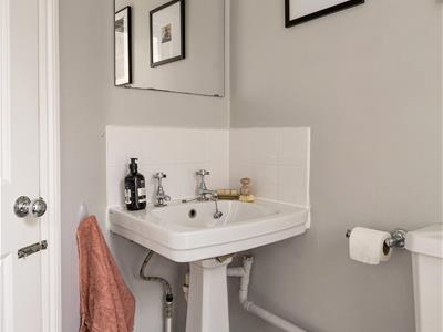 Picture 16